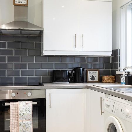 Fully Refurbished North Belfast Home 2 Kültér fotó